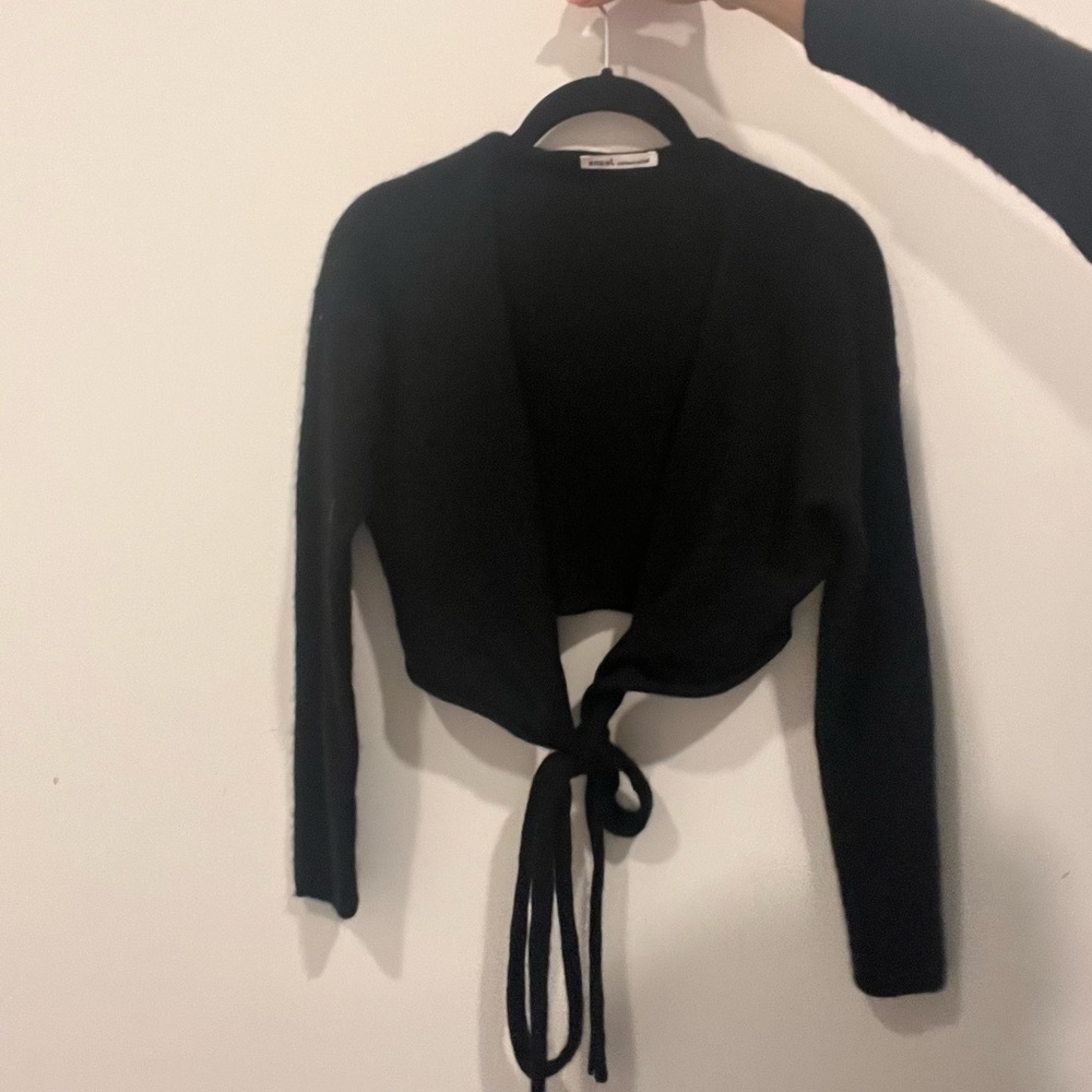 100% cashmere wrap top